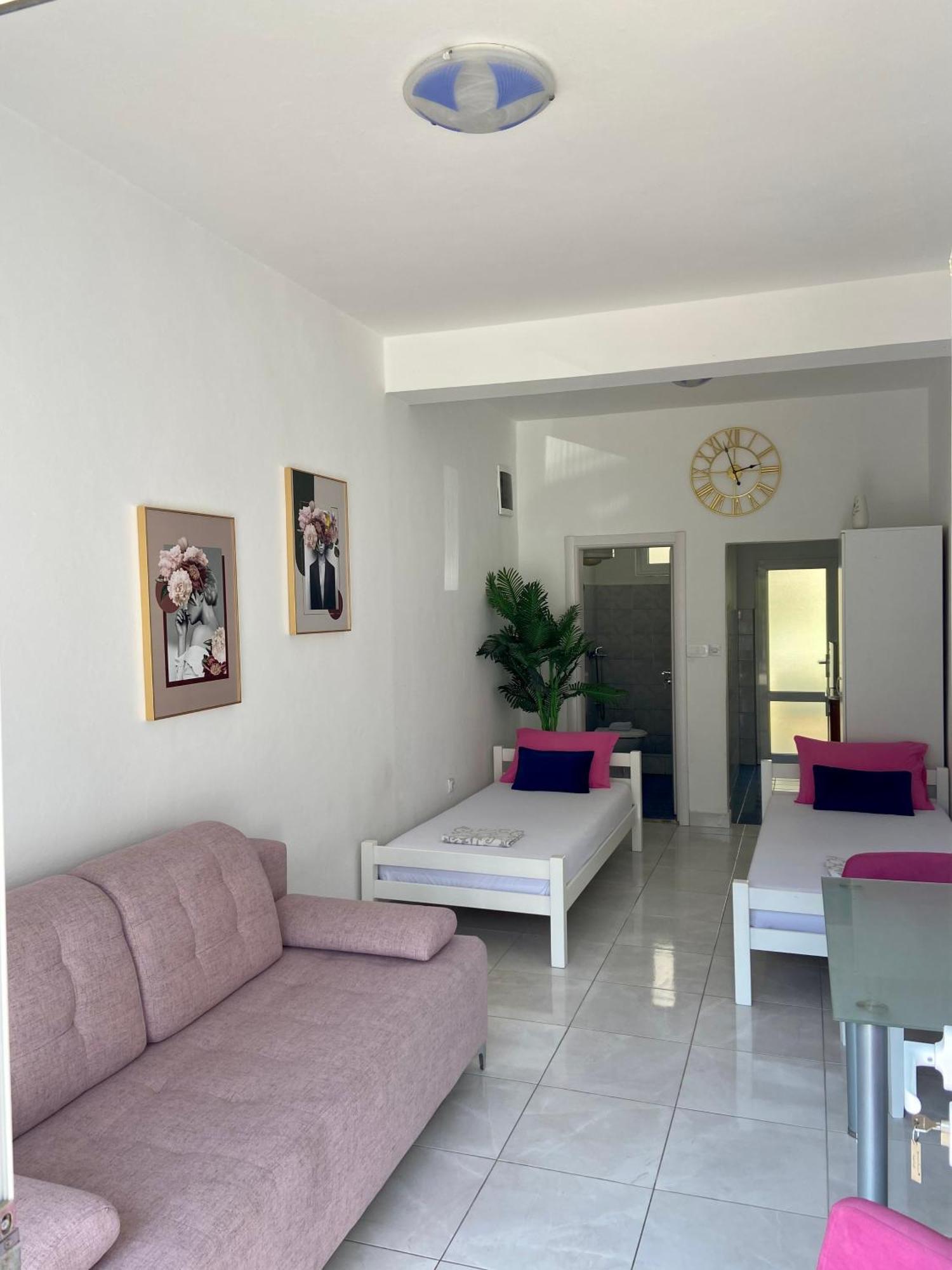 Banicevic Apartmani เดโนวิชี ภายนอก รูปภาพ